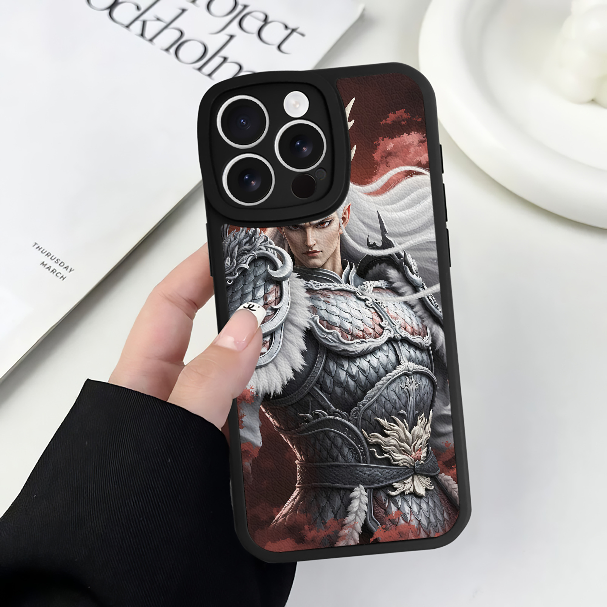 （画像用） Ne Zha 2 ナタ 魔童の大暴れ 【iPhone 16シリーズ対応】シリコンスマホケース（レザー調） 材質：シリコン